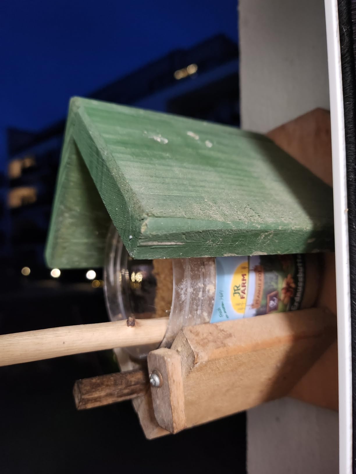 Winterretter auf dem Balkon