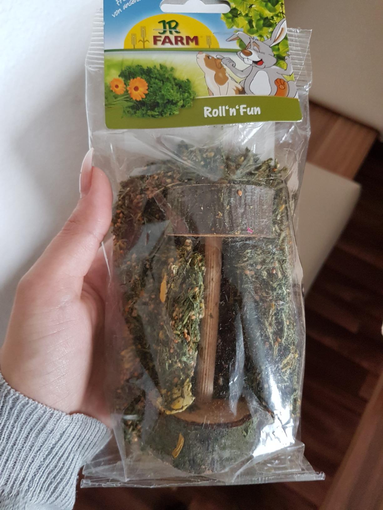Schöne Abwechslung im Käfig